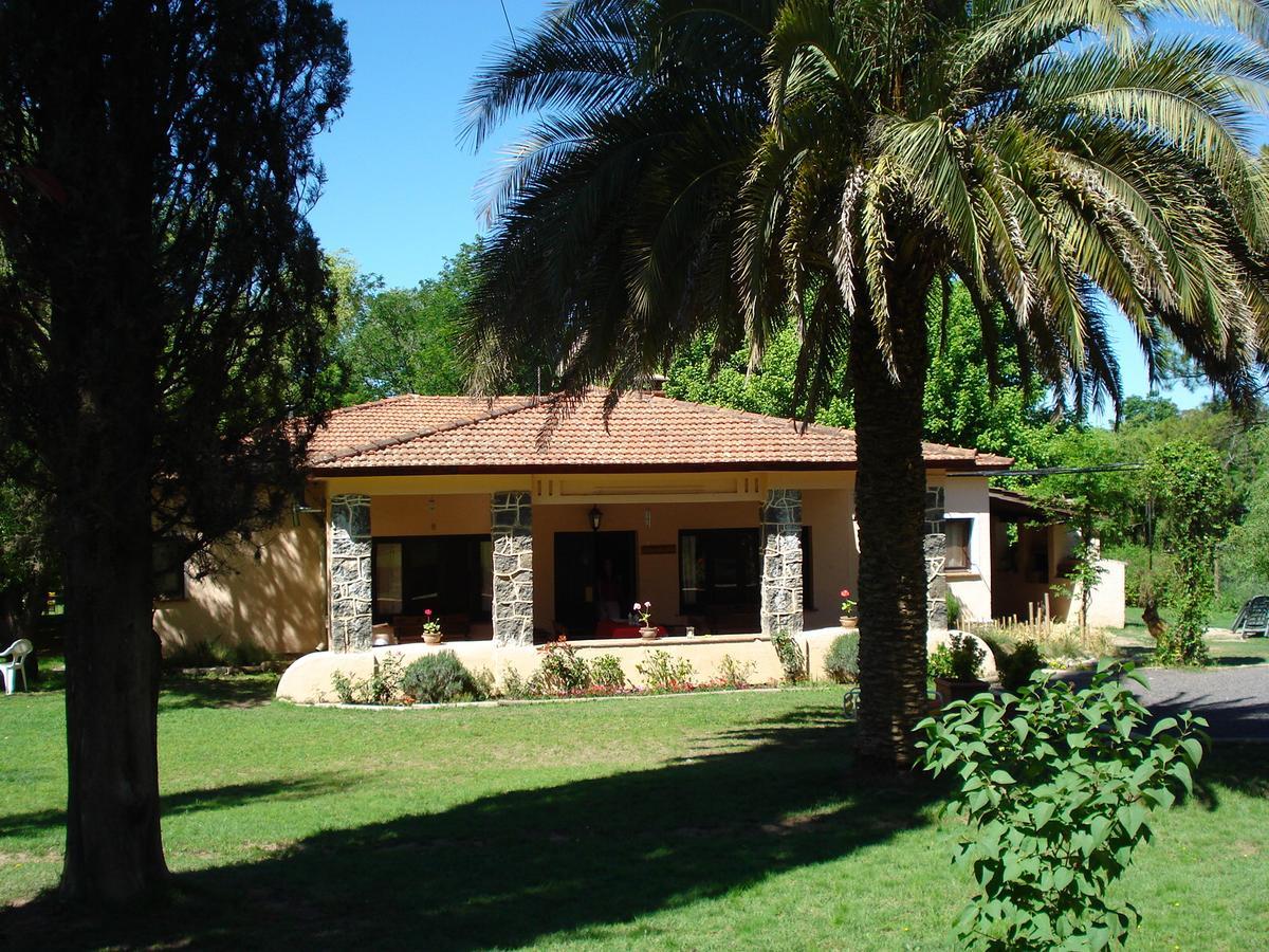 Las Acacias - Posada De Campo Villa General Belgrano Exteriör bild